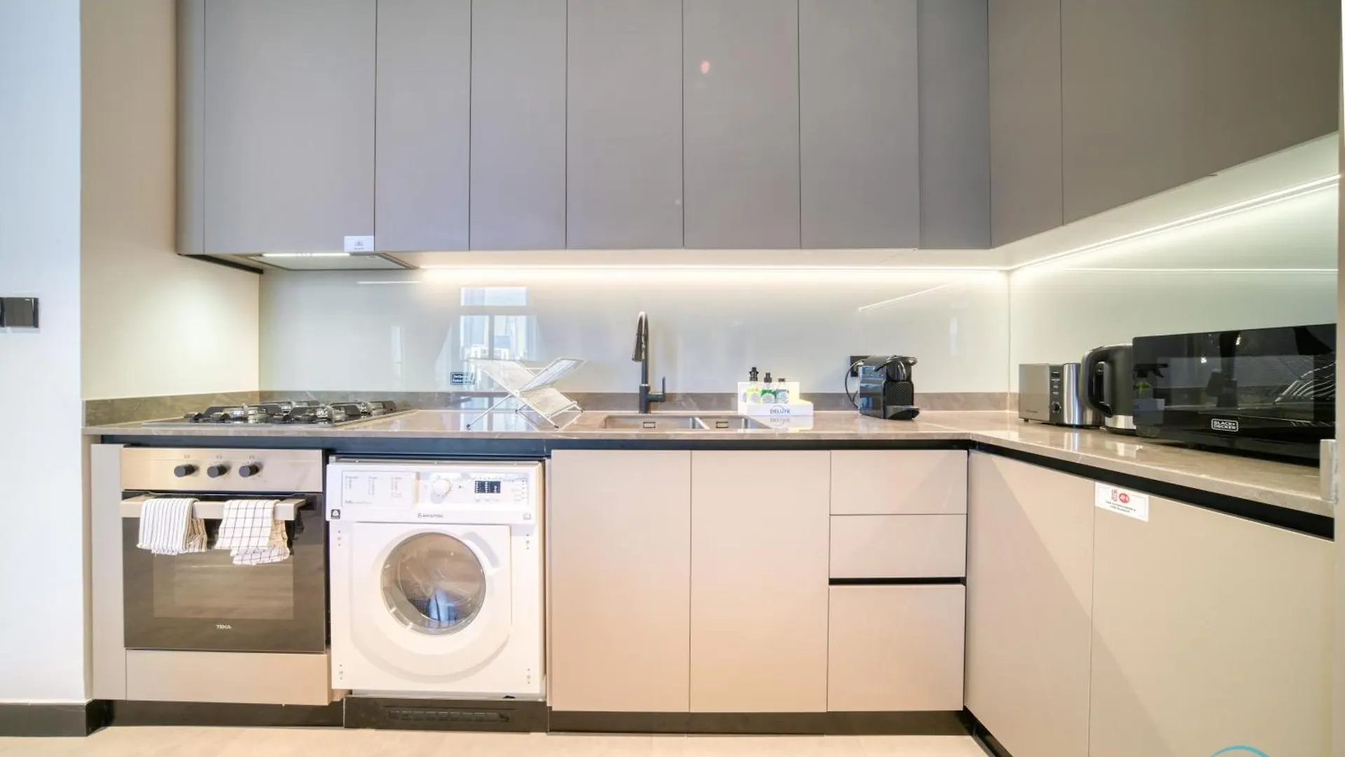 Modern 2Br At 15 Northside Tower 1 Business Bay By Deluxe Holiday Homes Dubai