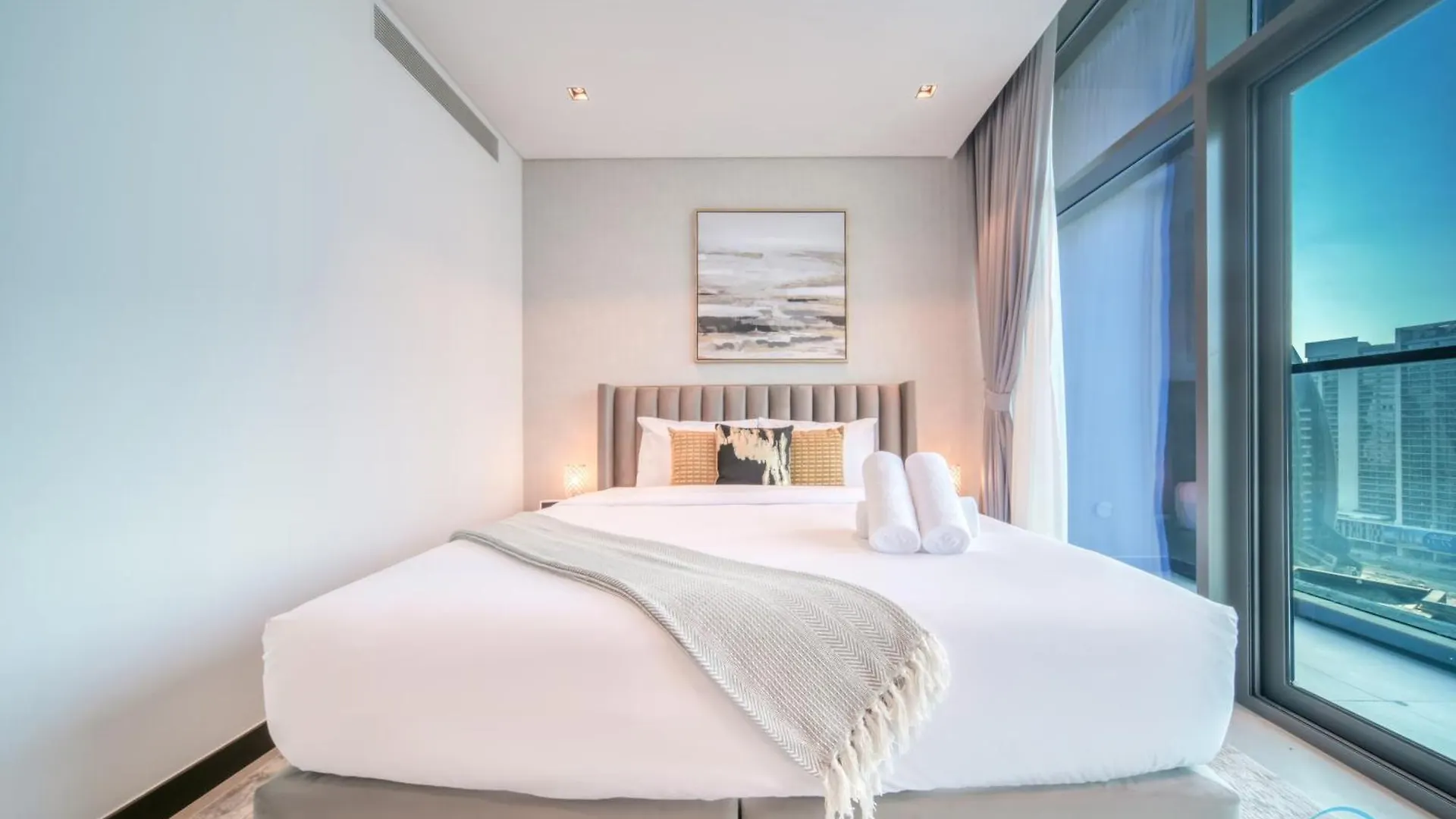 Modern 2Br At 15 Northside Tower 1 Business Bay By Deluxe Holiday Homes Dubai United Arab Emirates